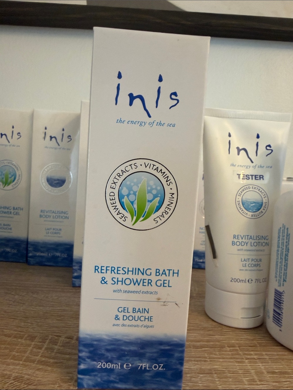 Inis Refreshing Bath & Shower Gel - White/Blue